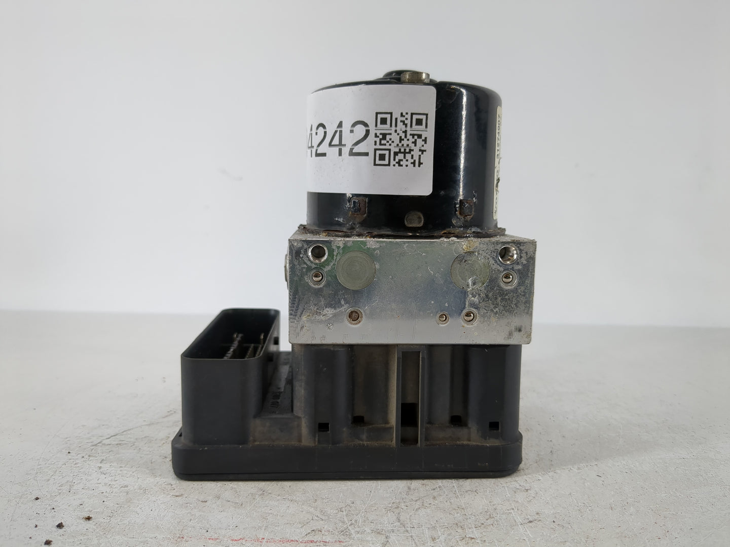 2009-2010 Volvo V70 ABS Pump Control Module Replacement P/N:31274907 Fits Fits 2007 2008 2009 2010 2011 2012 2013 OEM Used A