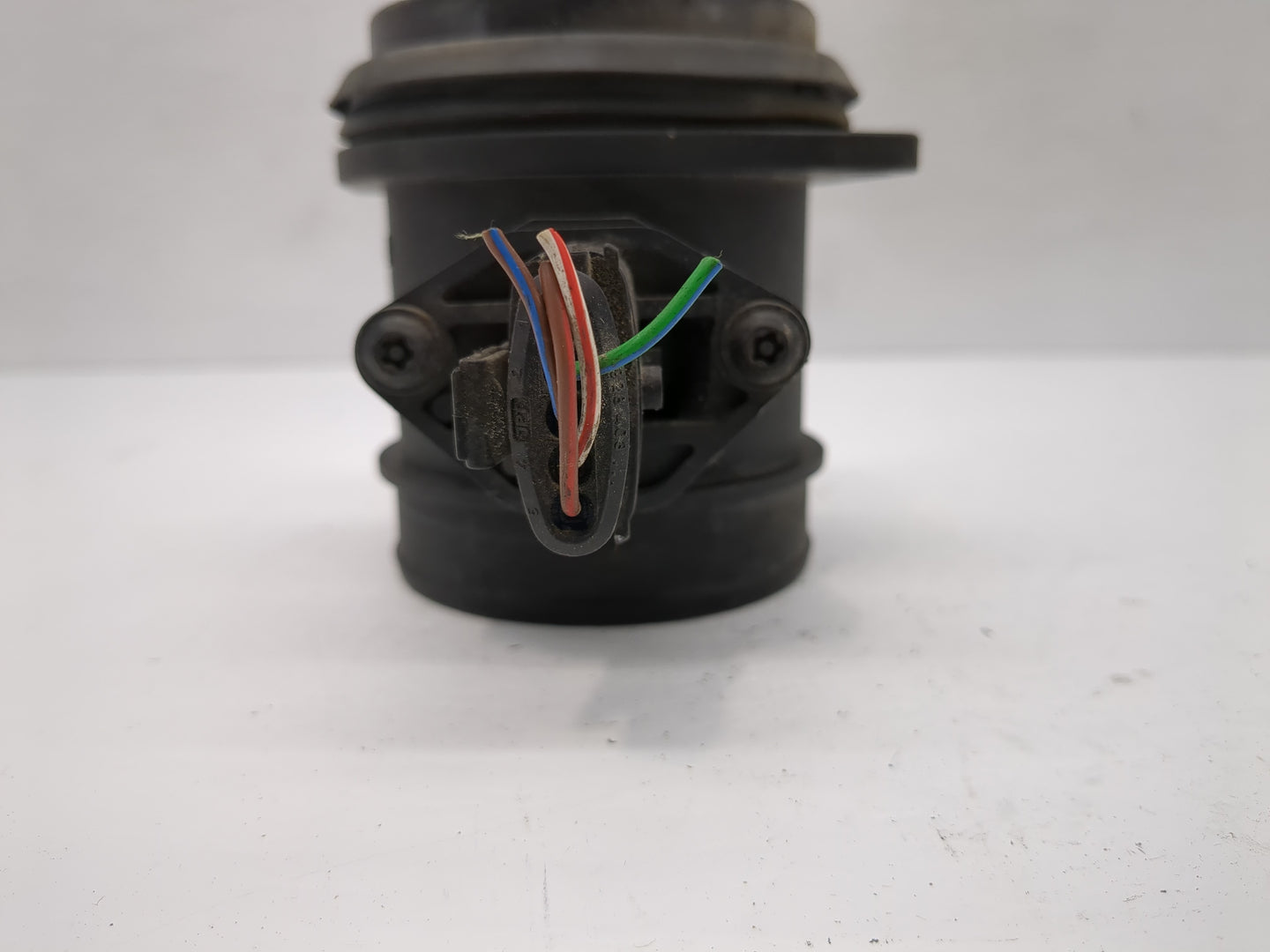 Volvo V70 Mass Air Flow Meter Maf - Oemusedautoparts1.com