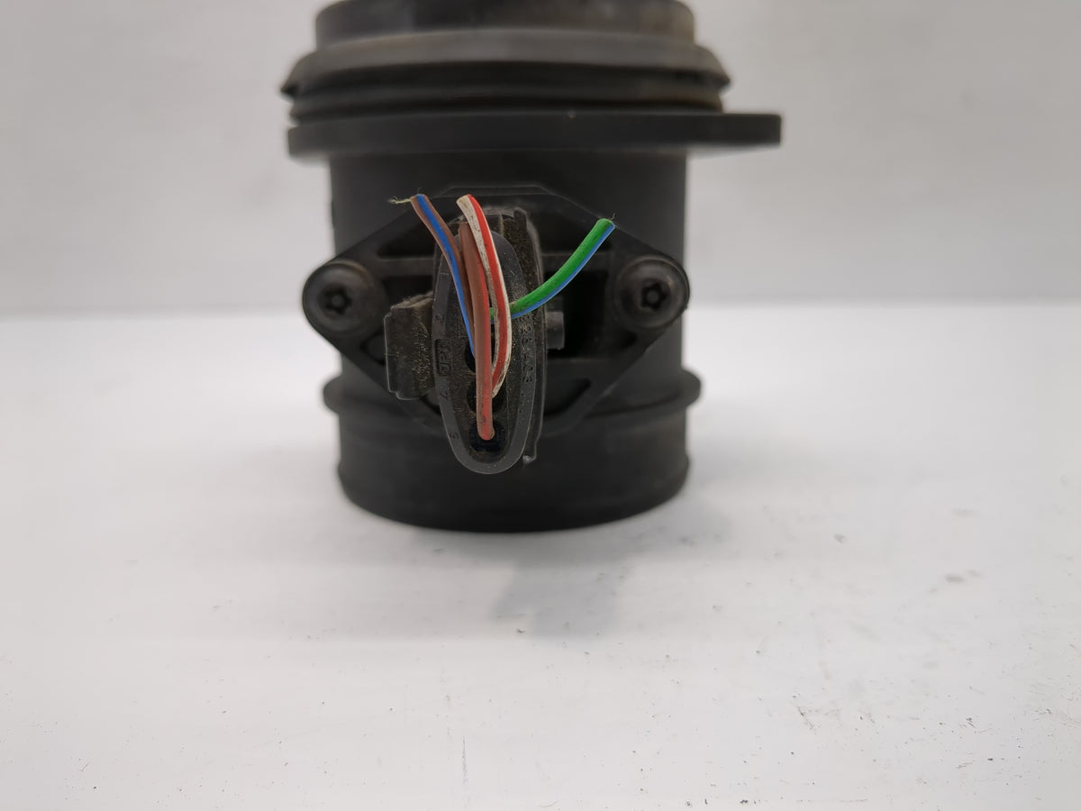 Volvo V70 Mass Air Flow Meter Maf Sensor 1104658 - Oemusedautoparts1.com