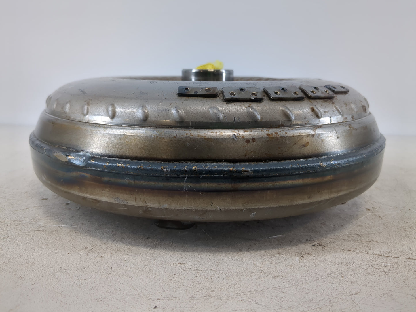 2011 Volvo Xc60 Torque Converter Automatic Transmission OEM P/N:70A100 0709242229 Fits OEM Used Auto Parts - Oemusedautopart