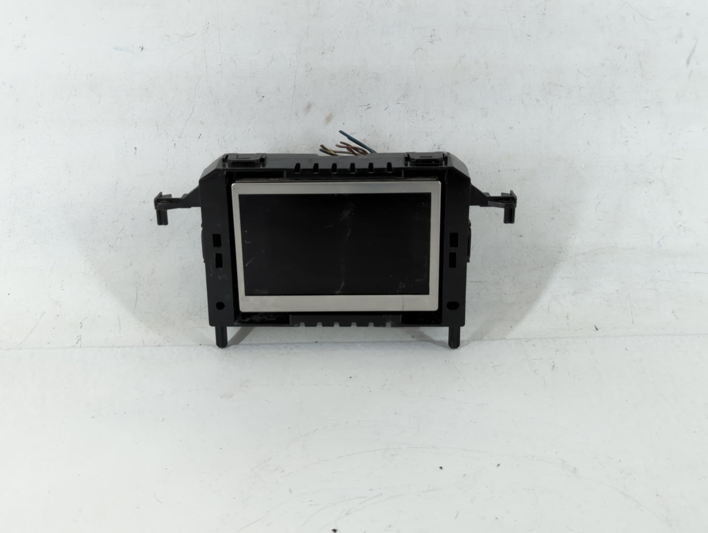 Volvo Xc60 Information Display Screen 737257 - Oemusedautoparts1.com