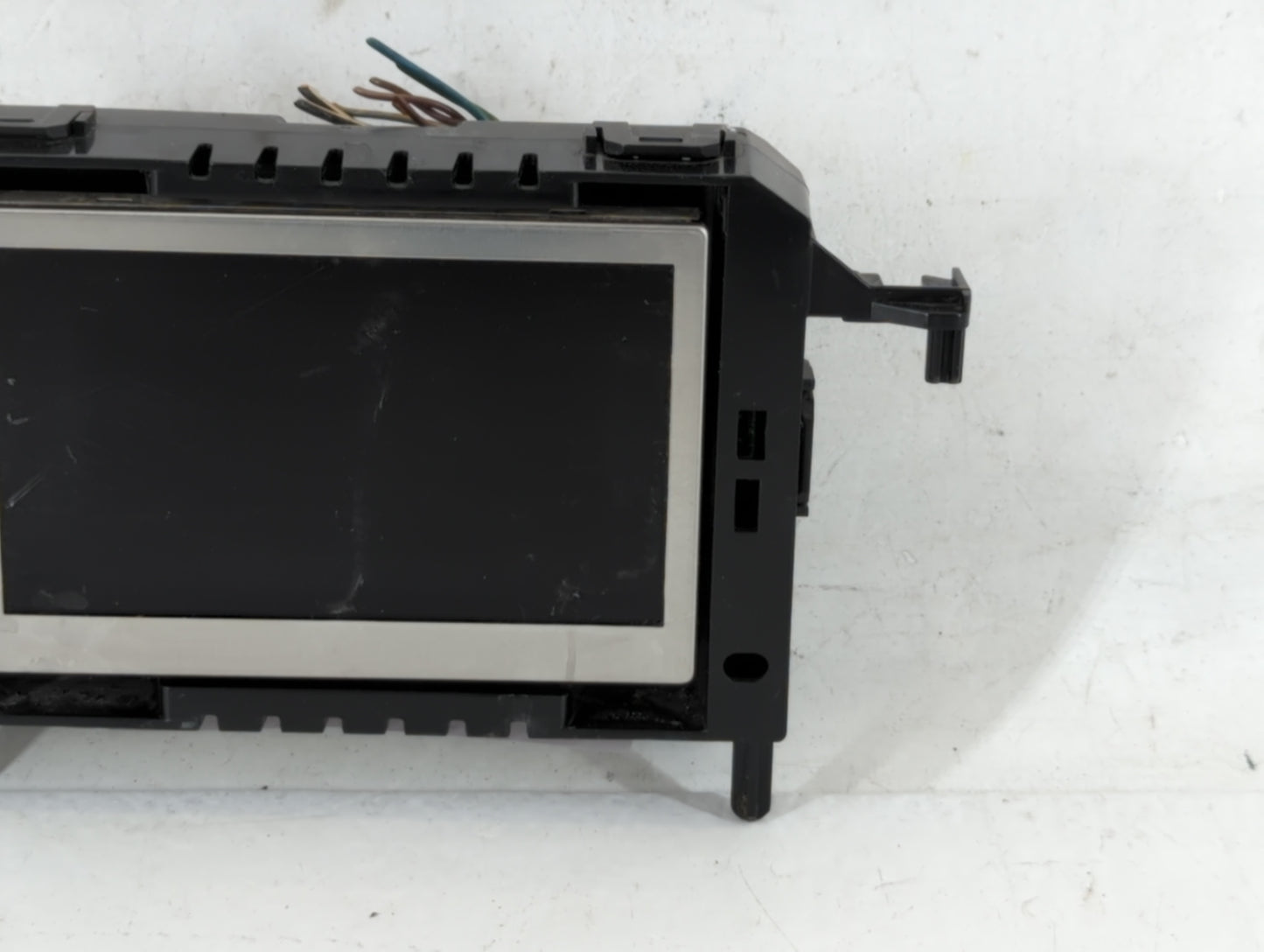 Volvo Xc60 Information Display Screen 737257 - Oemusedautoparts1.com