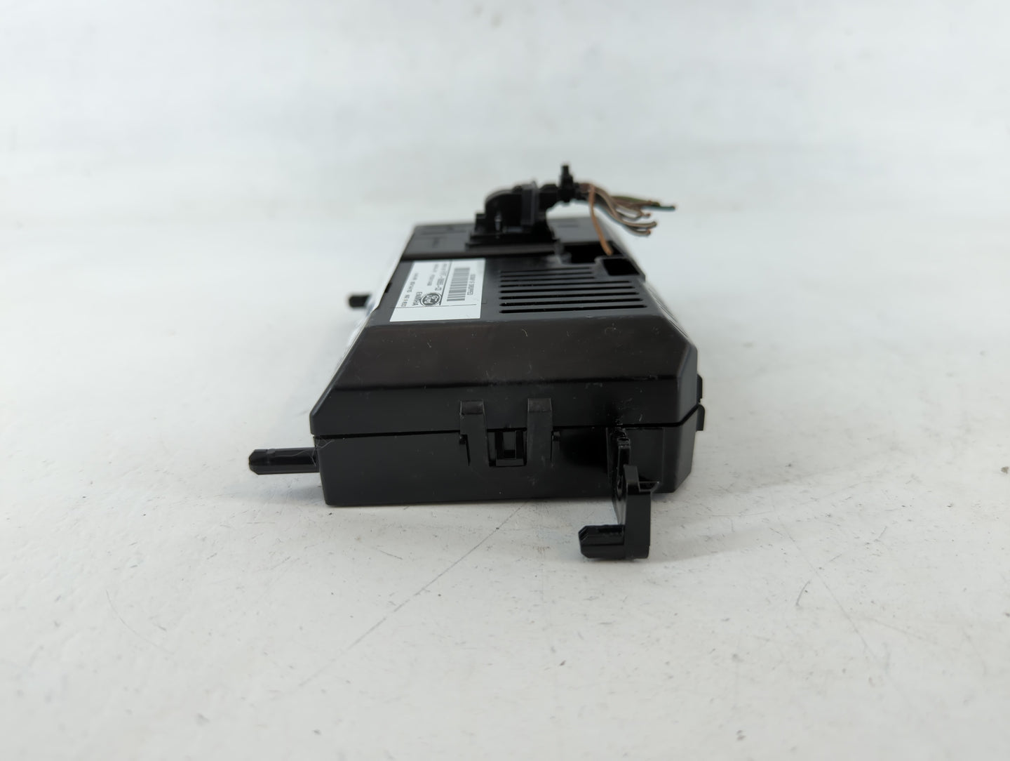 Volvo Xc60 Information Display Screen 737257 - Oemusedautoparts1.com
