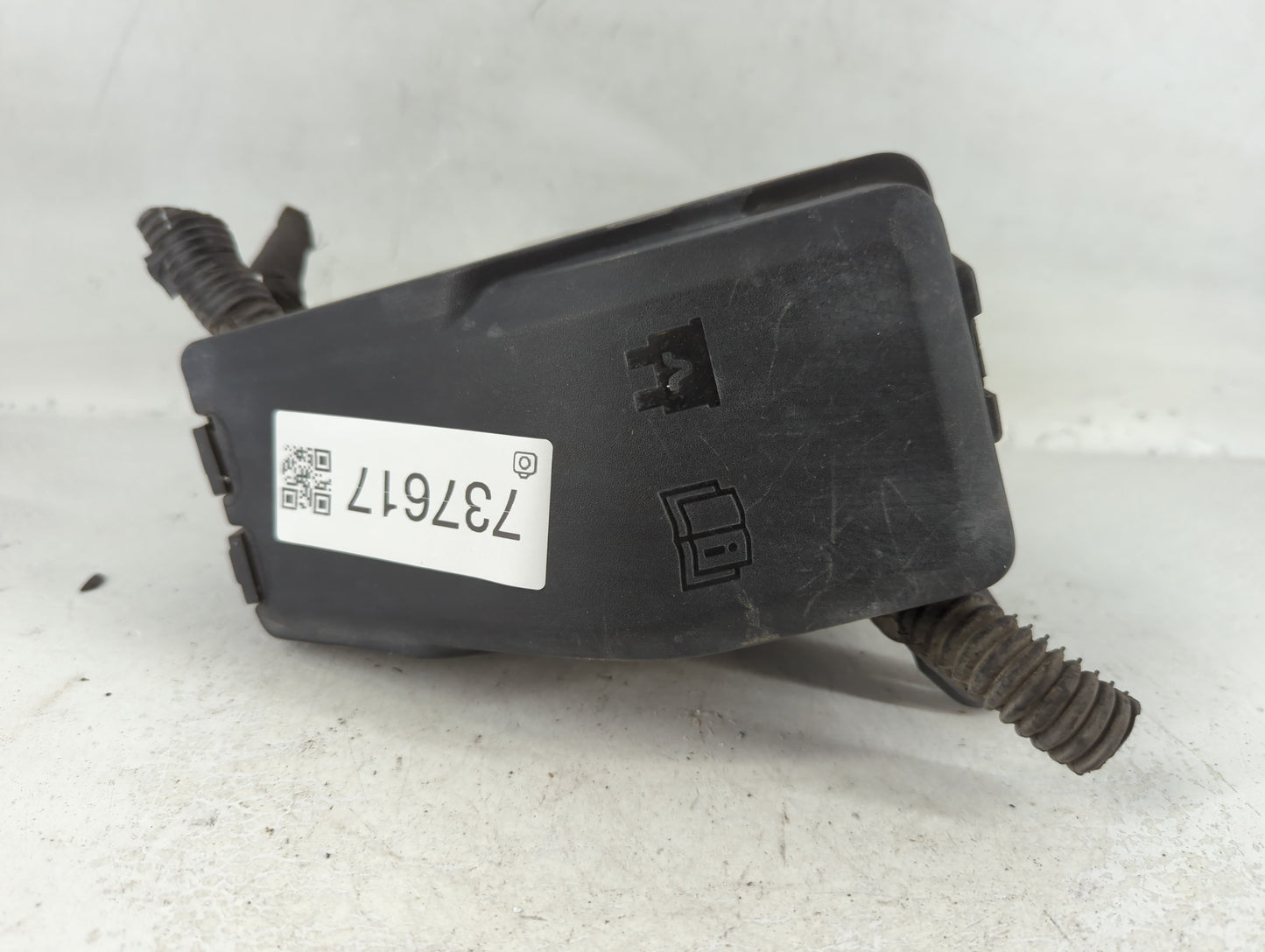 2011 Volvo Xc60 Fusebox Fuse Box Panel Relay Module P/N:31328191 Fits Fits 2005 2006 2007 2008 2009 2010 2012 2013 2014 OEM 