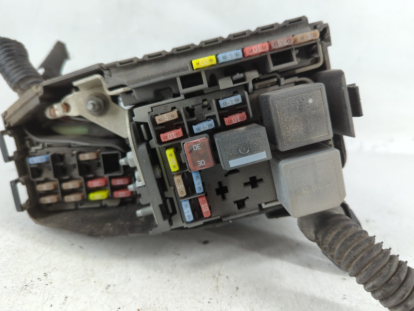 2011 Volvo Xc60 Fusebox Fuse Box Panel Relay Module P/N:31328191 Fits Fits 2005 2006 2007 2008 2009 2010 2012 2013 2014 OEM 