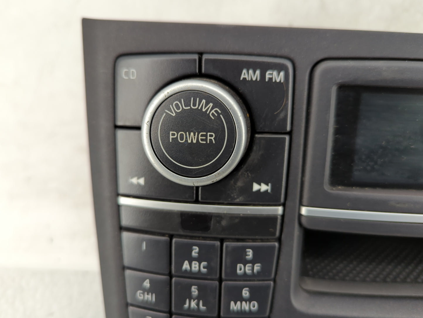 2007-2012 Volvo Xc90 Radio AM FM Cd Player Receiver Replacement P/N:30797972 Fits Fits 2007 2008 2009 2010 2011 2012 OEM Use