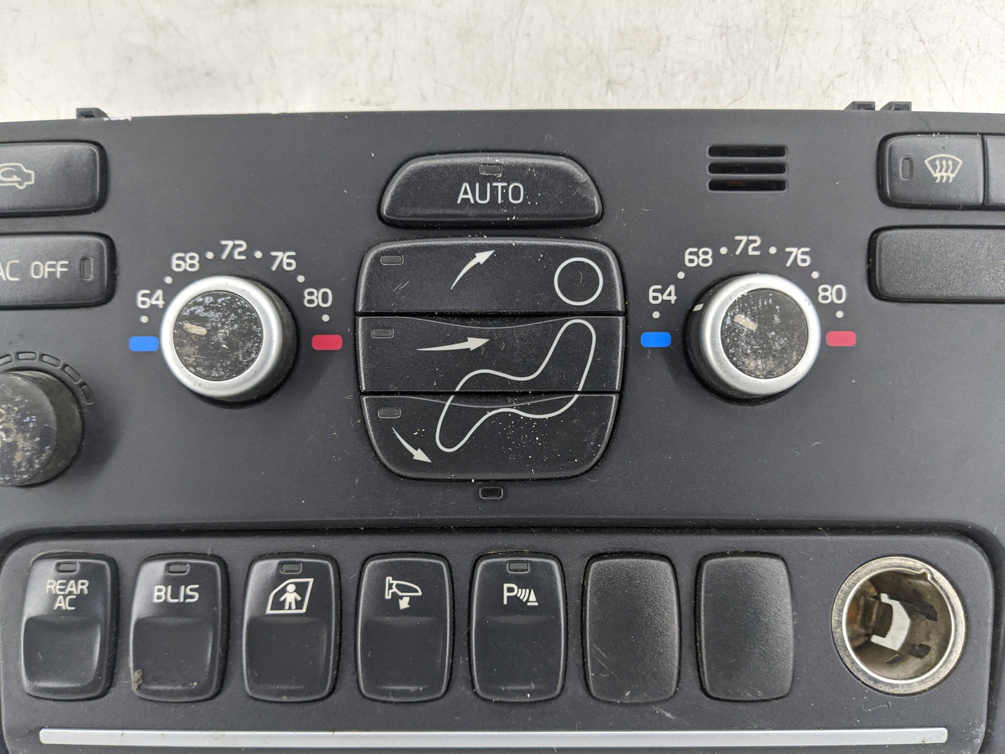 2003-2013 Volvo Xc90 Climate Control Module Temperature AC/Heater Replacement P/N:30782330 M634210-0003 Fits OEM Used Auto P