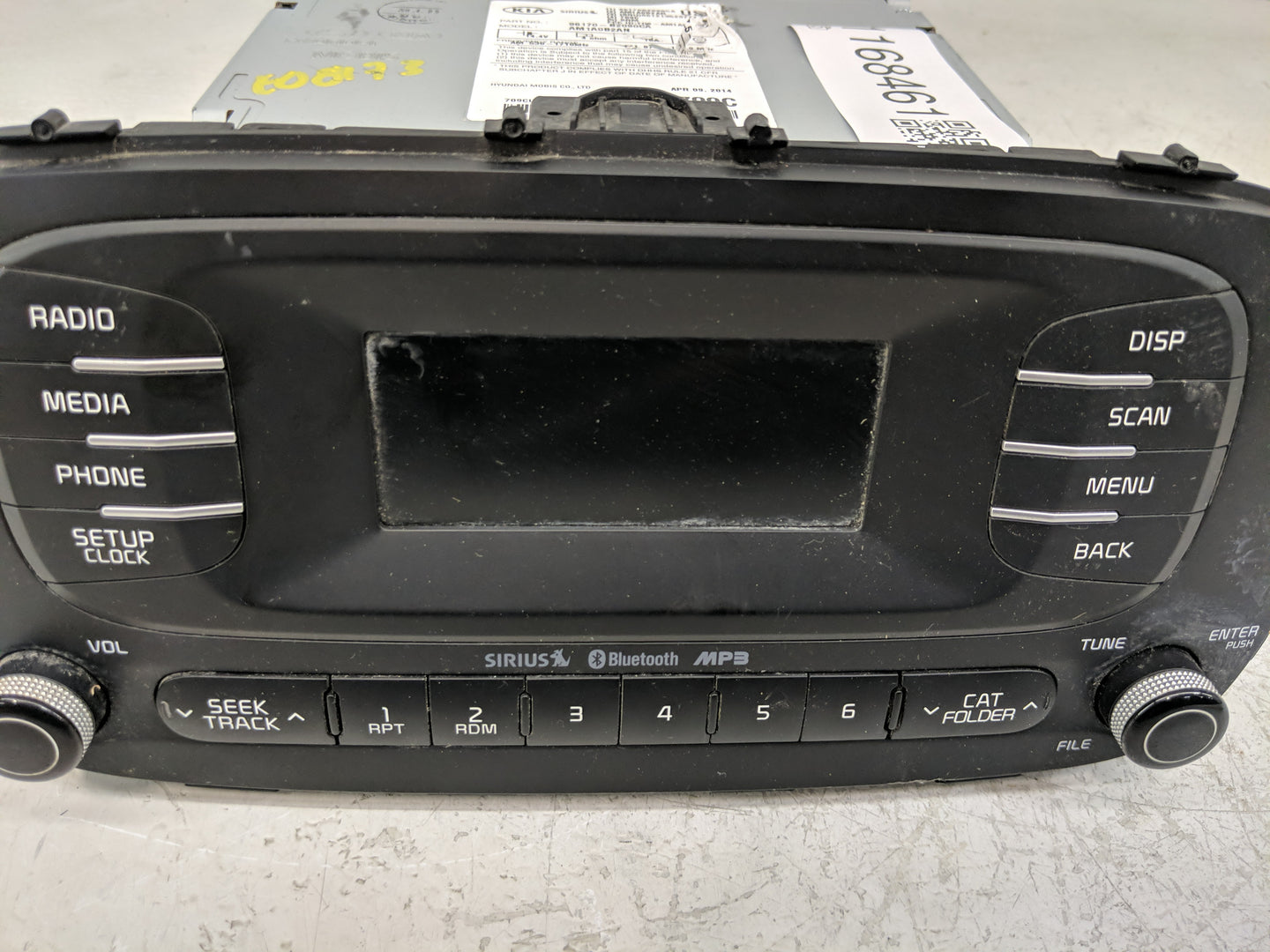 2014-2016 Kia Soul Radio AM FM Cd Player Receiver Replacement P/N:96170-B2090CA Fits Fits 2014 2015 2016 OEM Used Auto Parts
