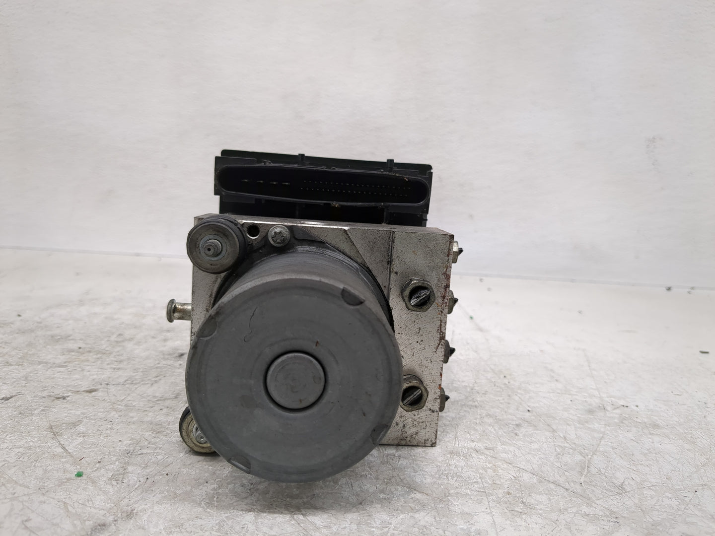 2010-2013 Acura Mdx ABS Pump Control Module Replacement Fits Fits 2010 2011 2012 2013 OEM Used Auto Parts - Oemusedautoparts