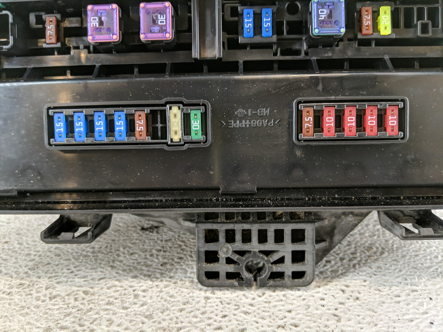 2007-2013 Acura Mdx Fusebox Fuse Box Panel Relay Module Fits Fits 2007 2008 2009 2010 2011 2012 2013 OEM Used Auto Parts - O