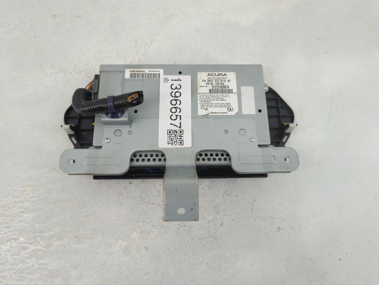 2012 Acura Mdx Radio AM FM Cd Player Receiver Replacement P/N:39810-stx-a110-m1 Fits OEM Used Auto Parts - Oemusedautoparts1