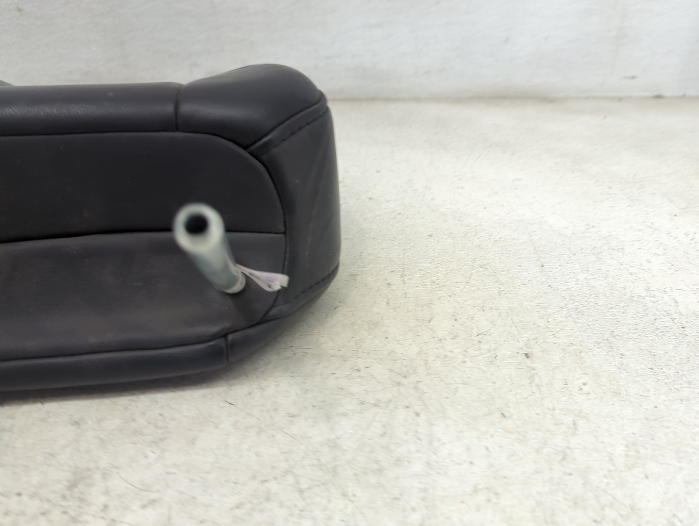2012-2013 Acura Mdx Headrest Head Rest Front Driver Seat Black 1470665 - Oemusedautoparts1.com
