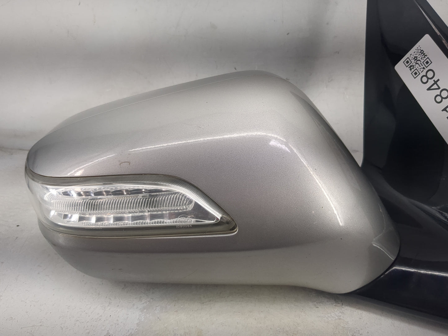 2010-2013 Acura Mdx Passenger Side View Mirror - Right Door Mirror OEM Used - Oemusedautoparts1.com