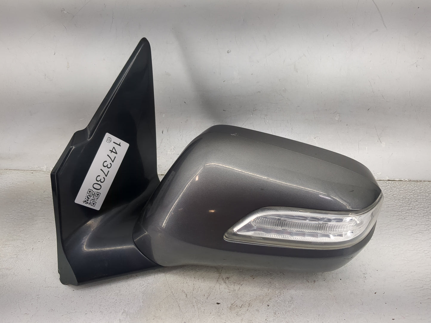 2010-2013 Acura Mdx Driver Side View Mirror - Left Door Mirror OEM Used - Oemusedautoparts1.com