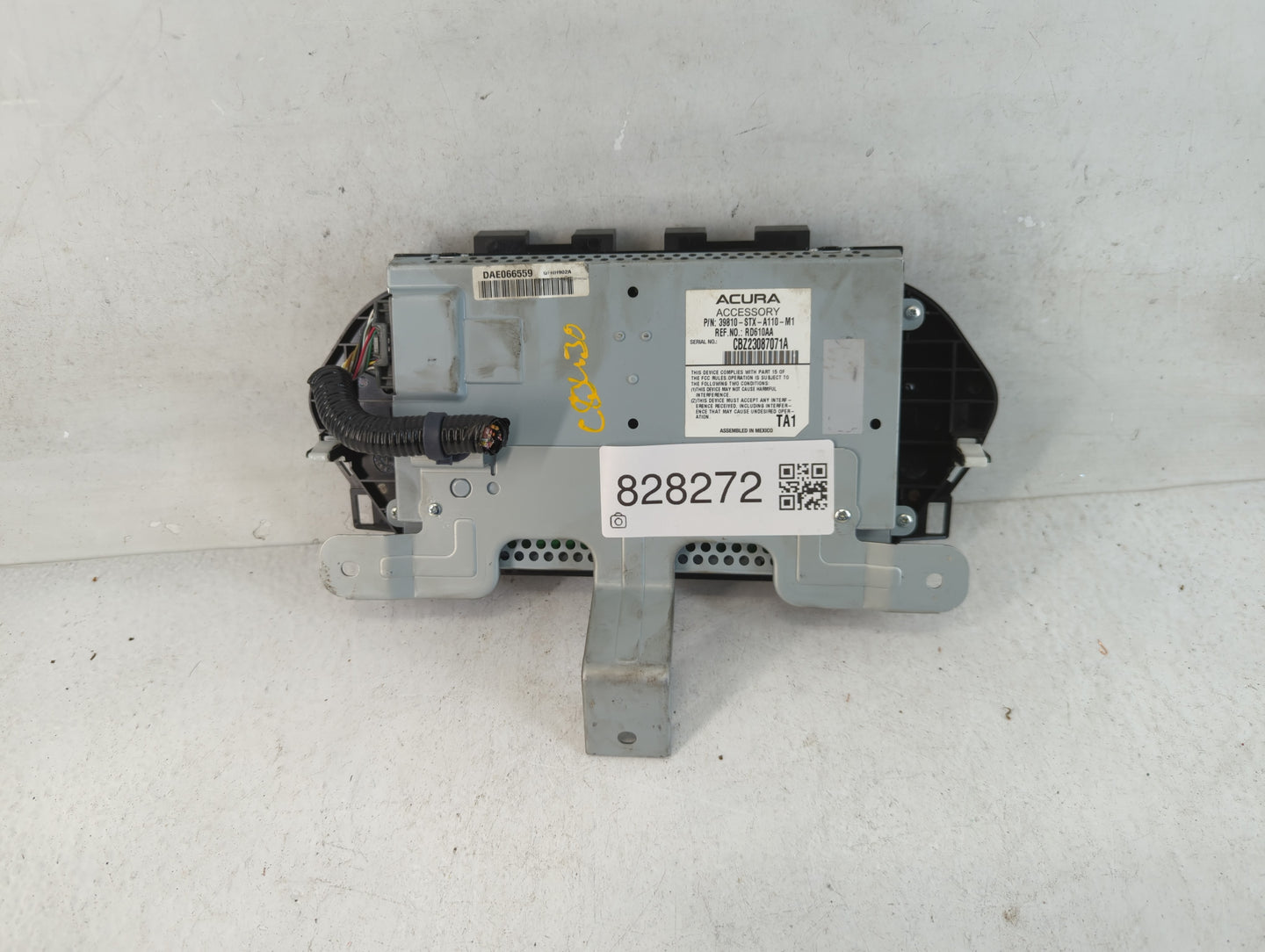 2012 Acura Mdx Radio AM FM Cd Player Receiver Replacement P/N:39810-STX-A110-M1 Fits OEM Used Auto Parts - Oemusedautoparts1