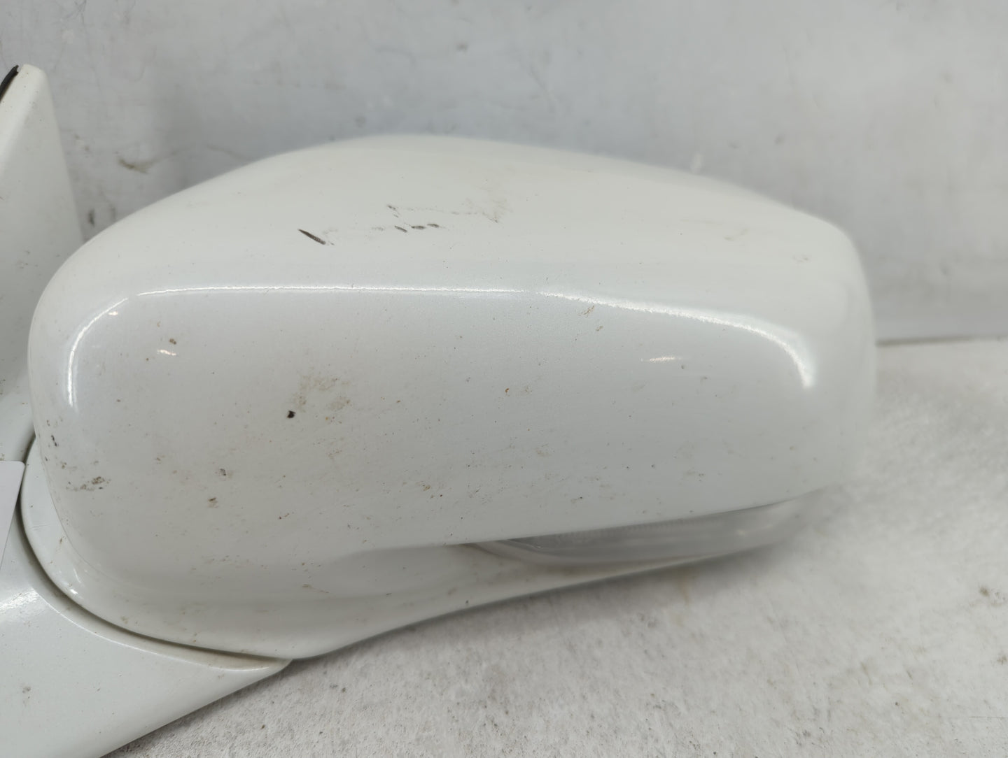 2009-2014 Acura Tl Driver Side View Mirror - Left Door Mirror OEM Used - Oemusedautoparts1.com