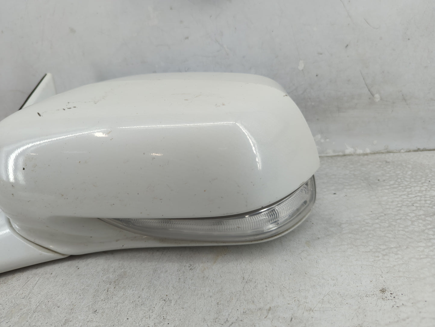 2009-2014 Acura Tl Driver Side View Mirror - Left Door Mirror OEM Used - Oemusedautoparts1.com
