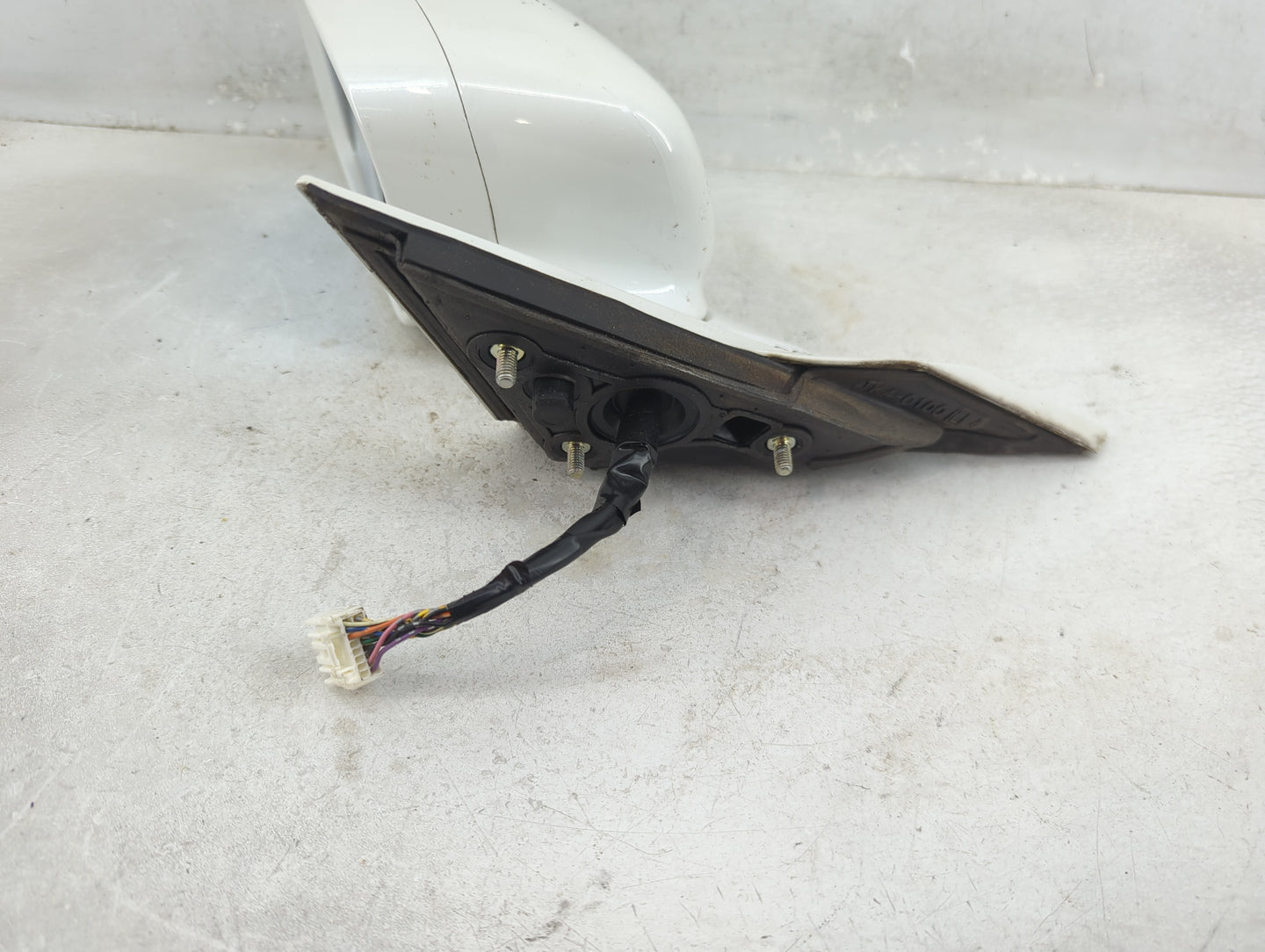 2009-2014 Acura Tl Driver Side View Mirror - Left Door Mirror OEM Used - Oemusedautoparts1.com