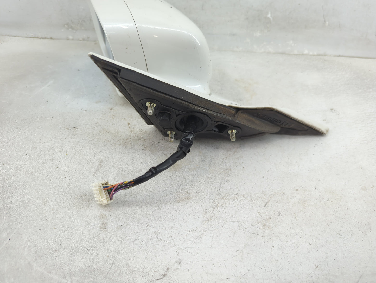 2009-2014 Acura Tl Driver Side View Mirror - Left Door Mirror OEM Used - Oemusedautoparts1.com