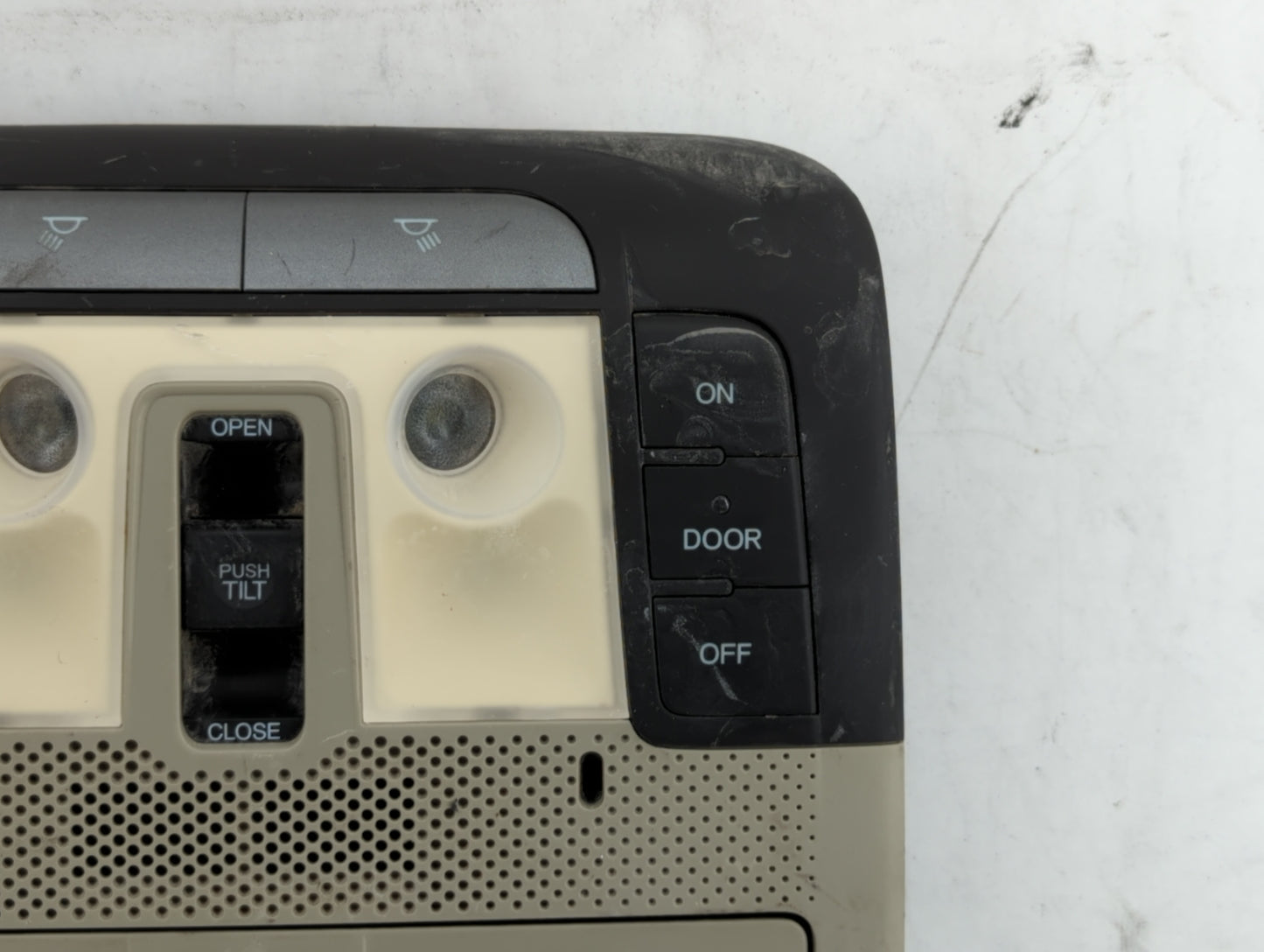 2009-2014 Acura Tl Overhead Console W/rear Climate Control Beige - Oemusedautoparts1.com