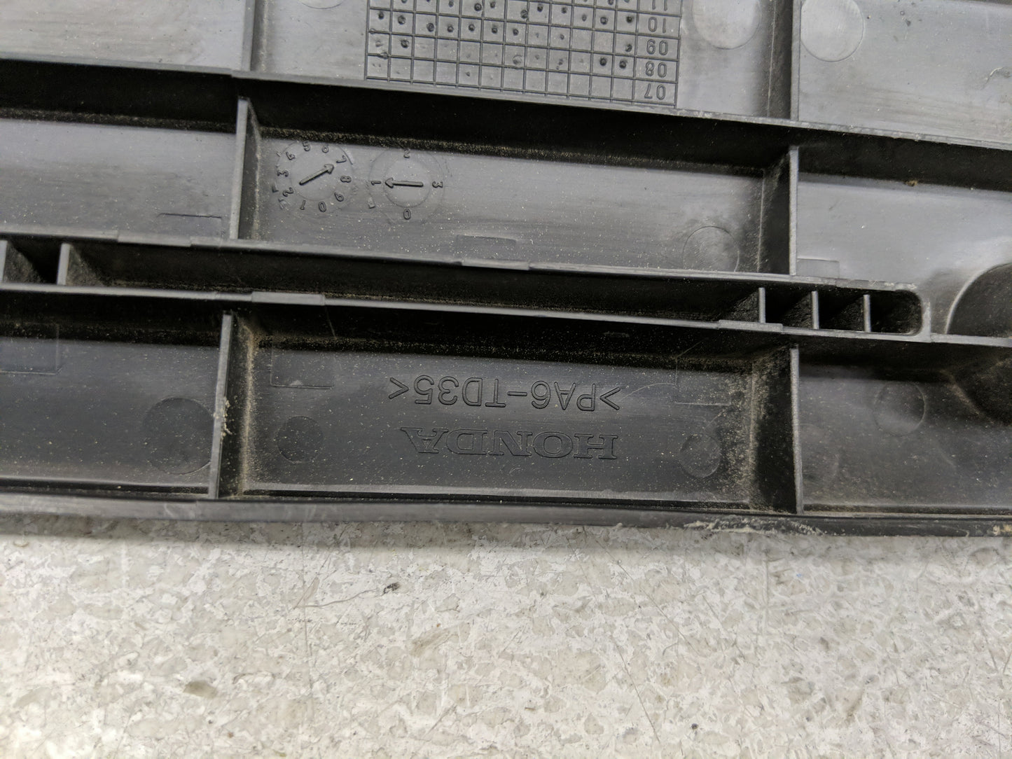 2012 Acura Tsx Engine Cover - Oemusedautoparts1.com