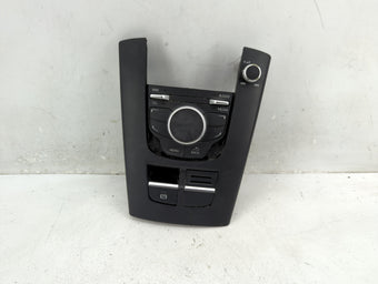 compare product Audi A3 Radio Control Panel
