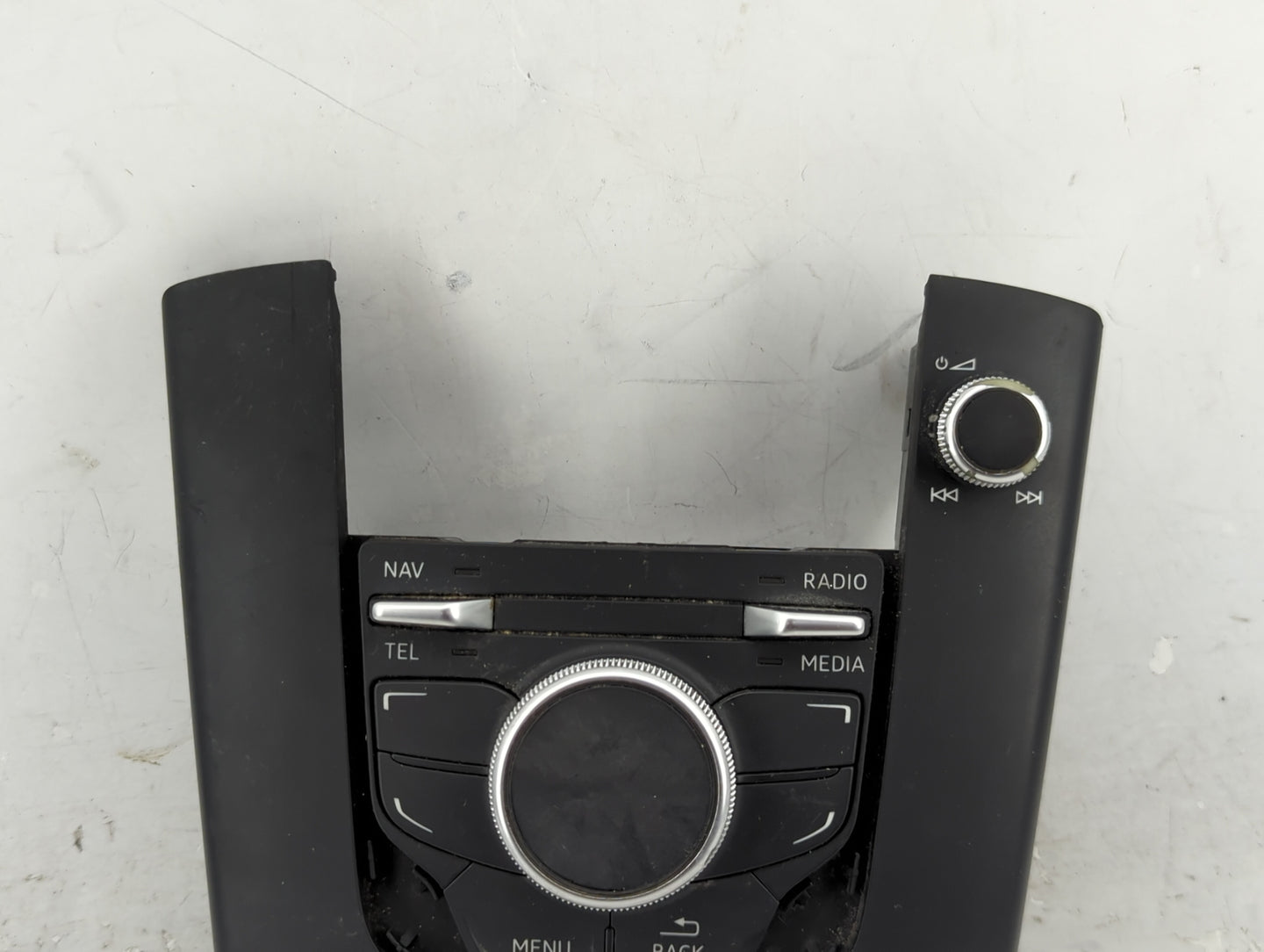 Audi A3 Radio Control Panel - Oemusedautoparts1.com
