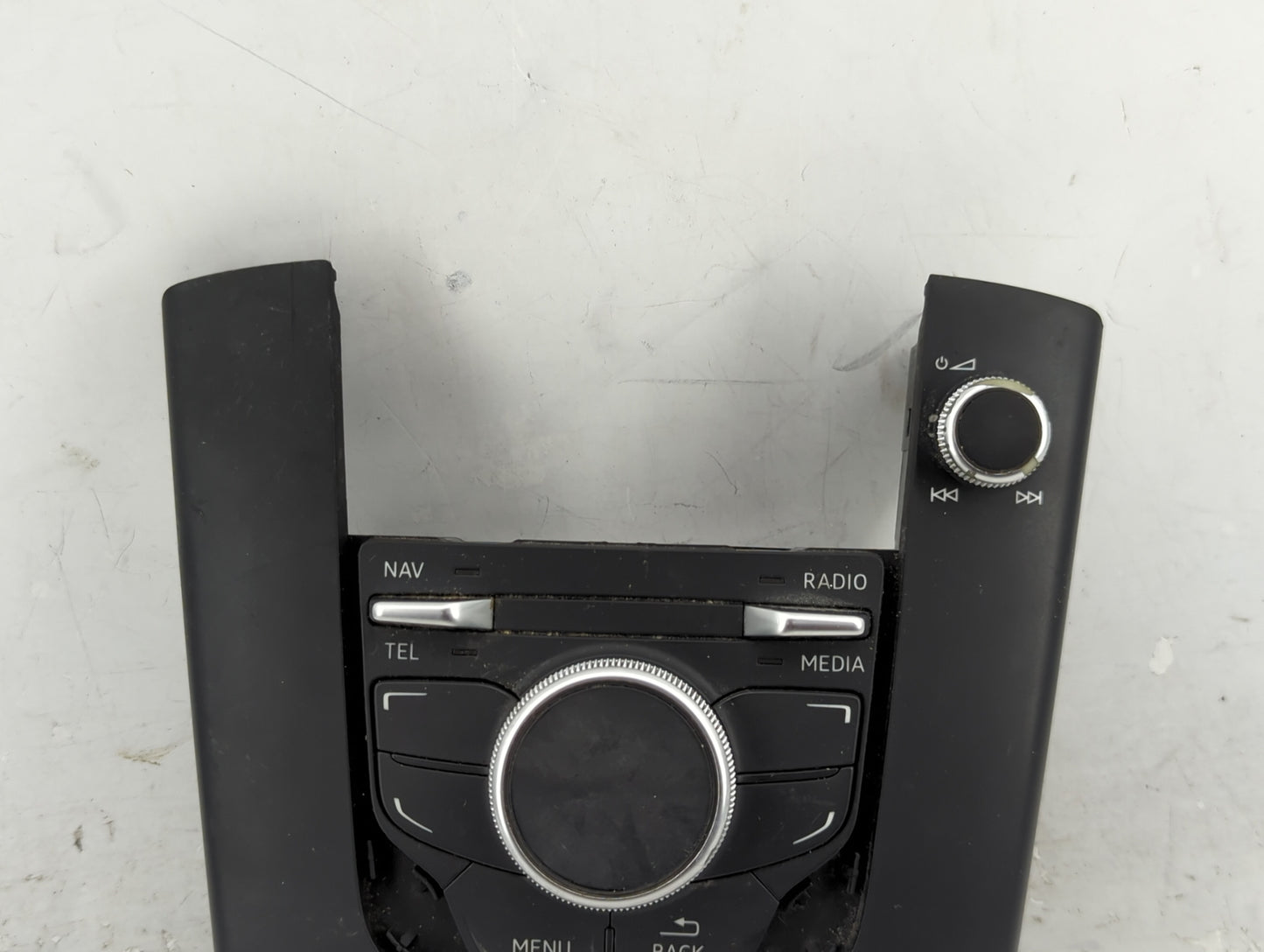 Audi A3 Radio Control Panel - Oemusedautoparts1.com