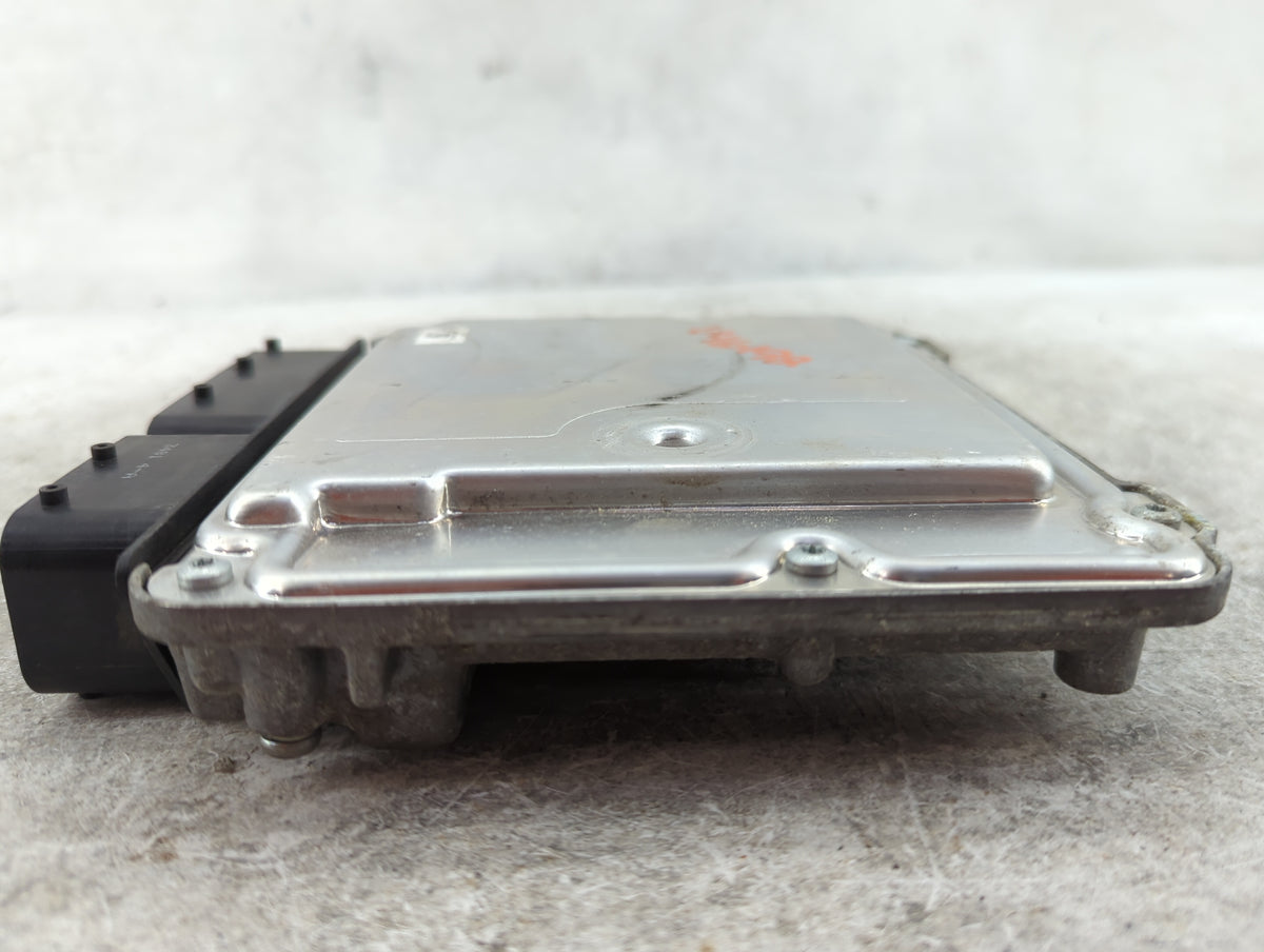 2012-2013 Audi A3 PCM Engine Control Computer ECU ECM PCU OEM P/N:8P0907115BB 0261S07064 Fits Fits 2012 2013 OEM Used Auto P