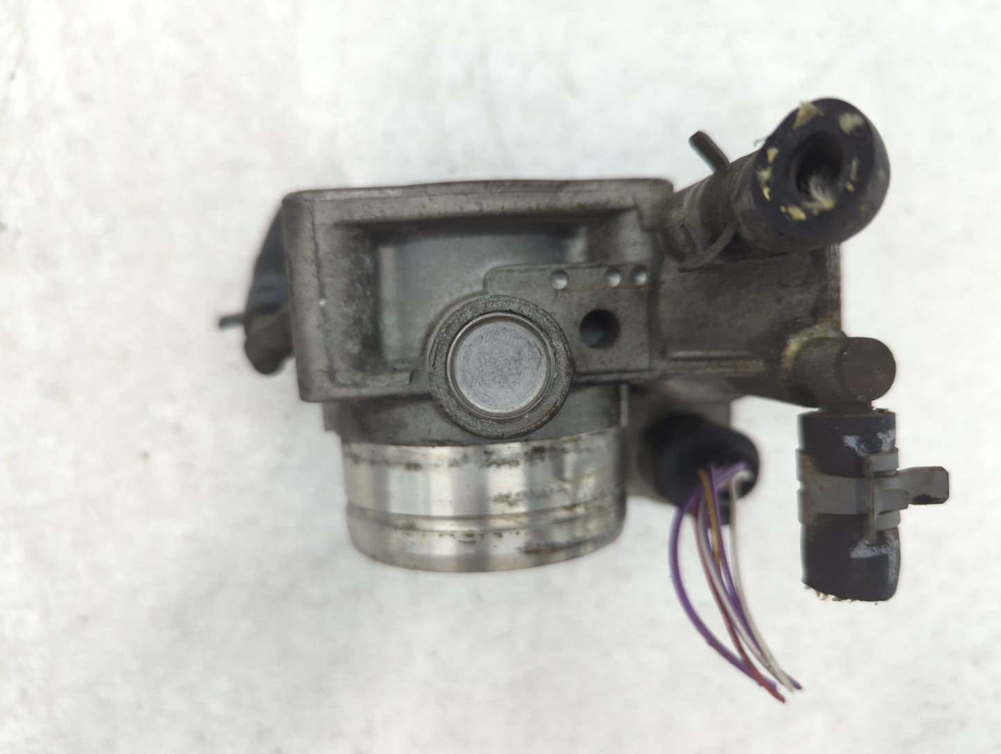 2006-2018 Audi A3 Throttle Body P/N:133062S Fits OEM Used Auto Parts - Oemusedautoparts1.com