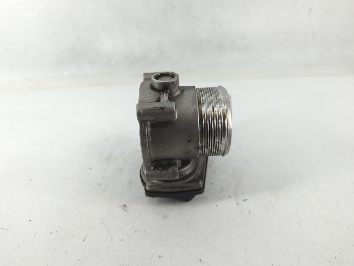 2006-2018 Audi A3 Throttle Body P/N:06F 133 062 Q 133062S Fits OEM Used Auto Parts - Oemusedautoparts1.com