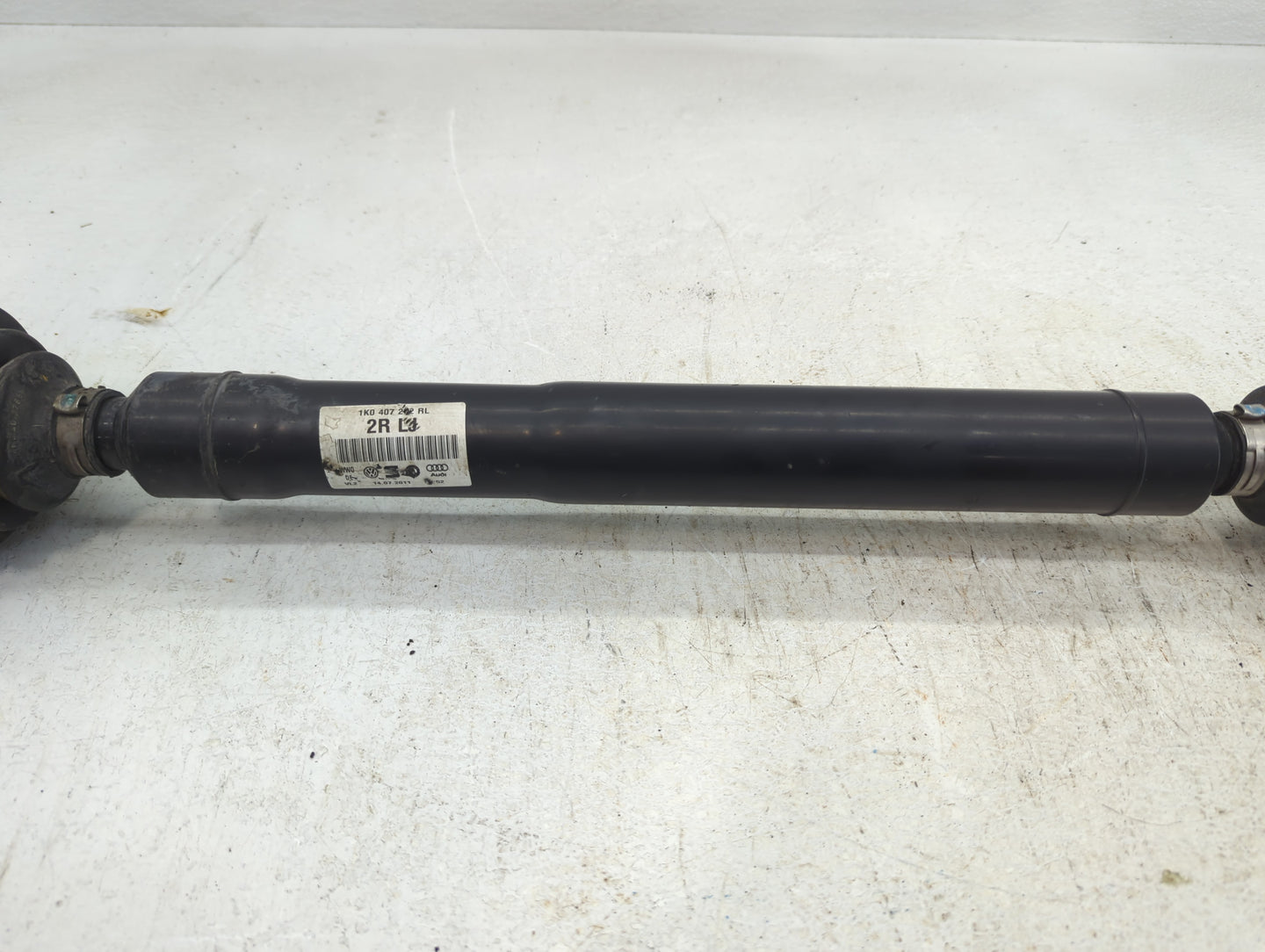 2006-2013 Audi A3 Axle Shaft Front Passenger Cv C/v - Oemusedautoparts1.com