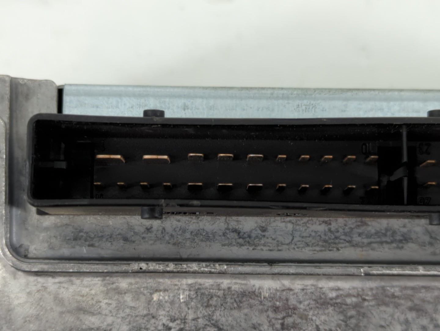 2012 Audi A4 PCM Engine Control Computer ECU ECM PCU OEM P/N:8T0 035 223 AH Fits OEM Used Auto Parts - Oemusedautoparts1.com