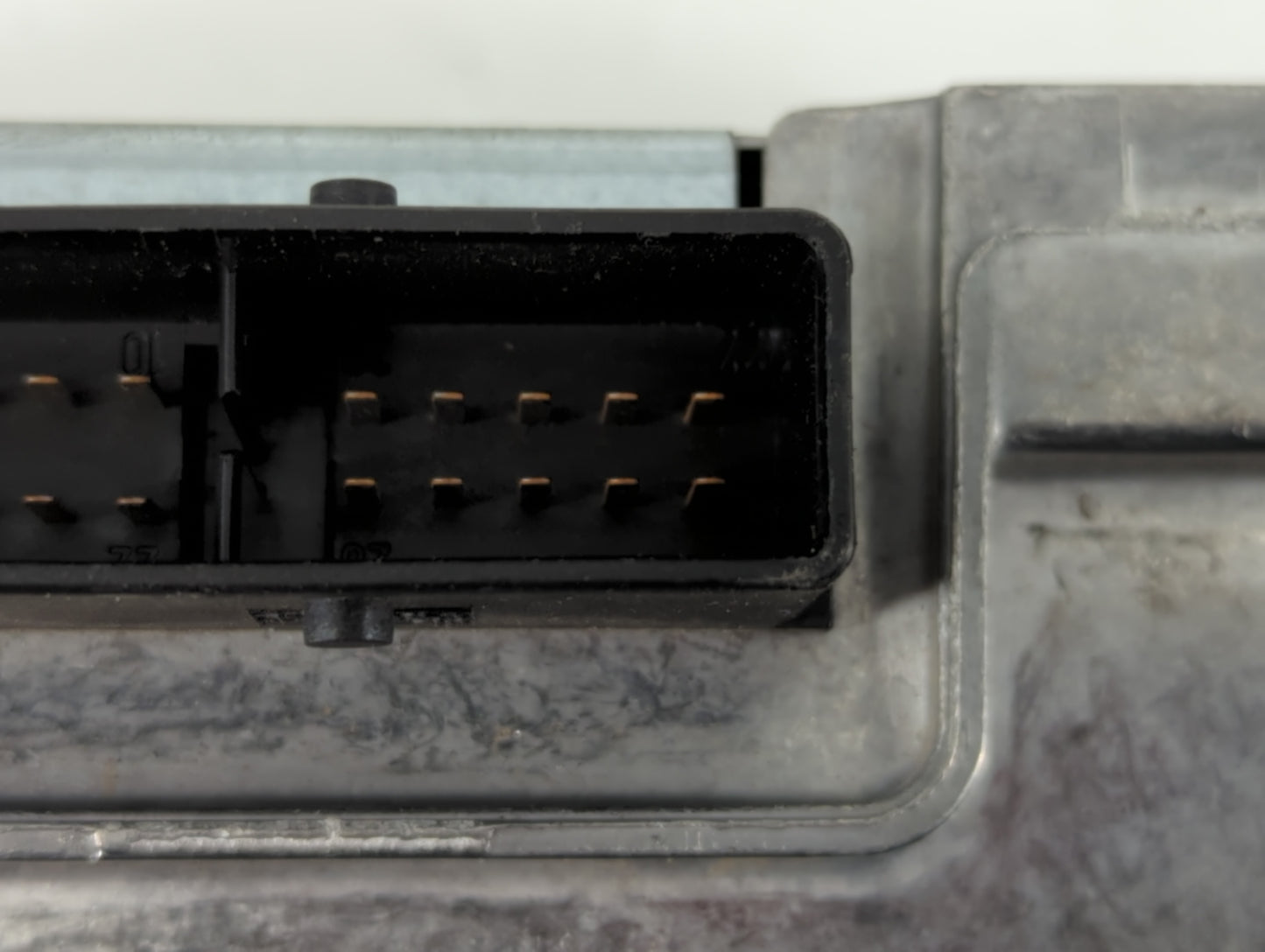 2012 Audi A4 PCM Engine Control Computer ECU ECM PCU OEM P/N:8T0 035 223 AH Fits OEM Used Auto Parts - Oemusedautoparts1.com
