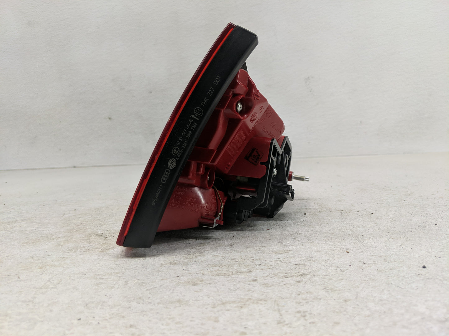 2010-2012 Audi A4 Tail Light Assembly Passenger Right OEM P/N:170 411 Fits Fits 2010 2011 2012 OEM Used Auto Parts - Oemused