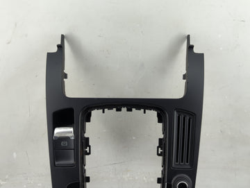 2010-2012 Audi A4 Radio Control Panel