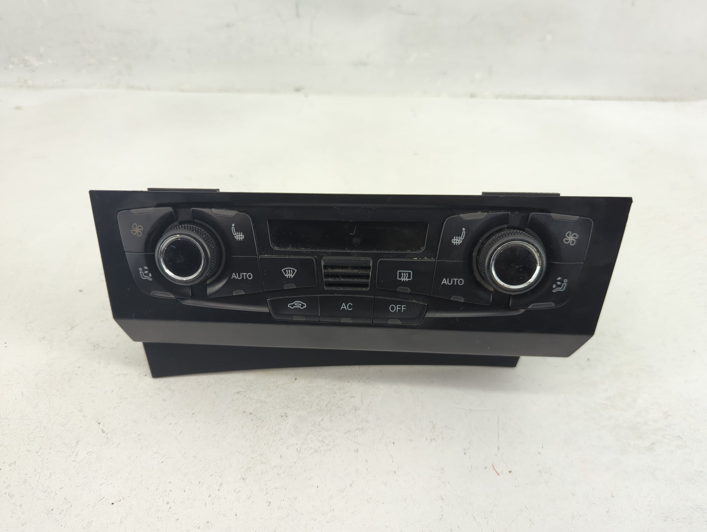 2009-2012 Audi A4 Climate Control Module Temperature AC/Heater Replacement P/N:8T1820043AQ Fits Fits 2008 2009 2010 2011 201