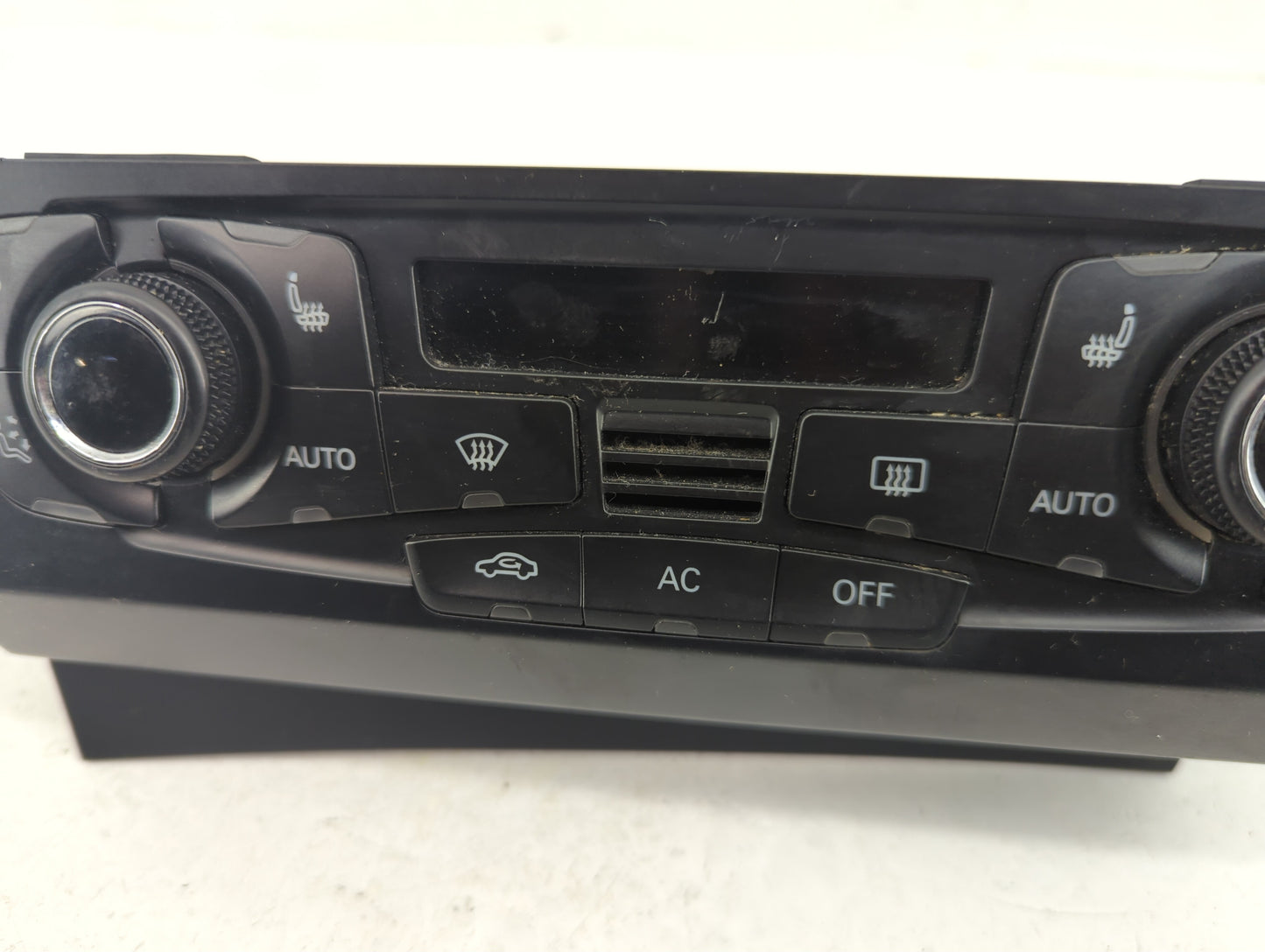 2009-2012 Audi A4 Climate Control Module Temperature AC/Heater Replacement P/N:8T1820043AQ Fits Fits 2008 2009 2010 2011 201