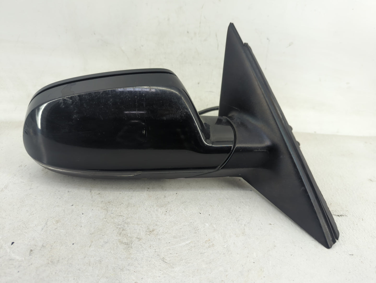 2010-2016 Audi A4 Passenger Side View Mirror - Right Door Mirror OEM Used - Oemusedautoparts1.com