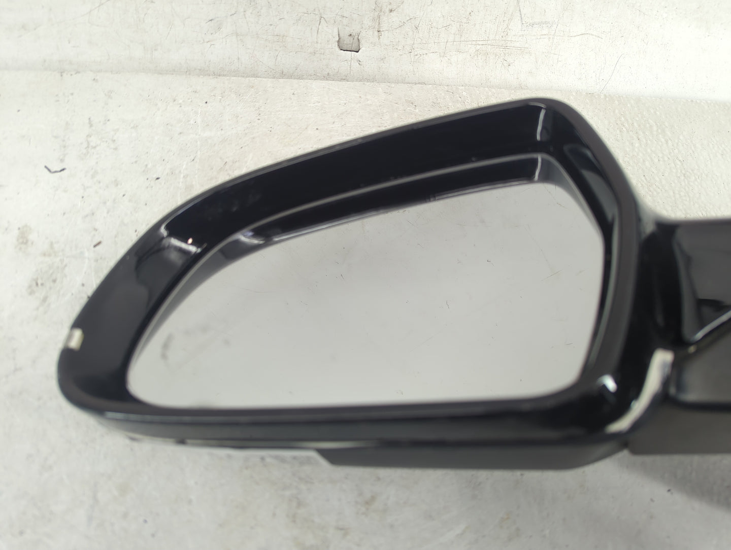 2012-2014 Audi A4 Driver Side View Mirror - Left Door Mirror OEM Used - Oemusedautoparts1.com
