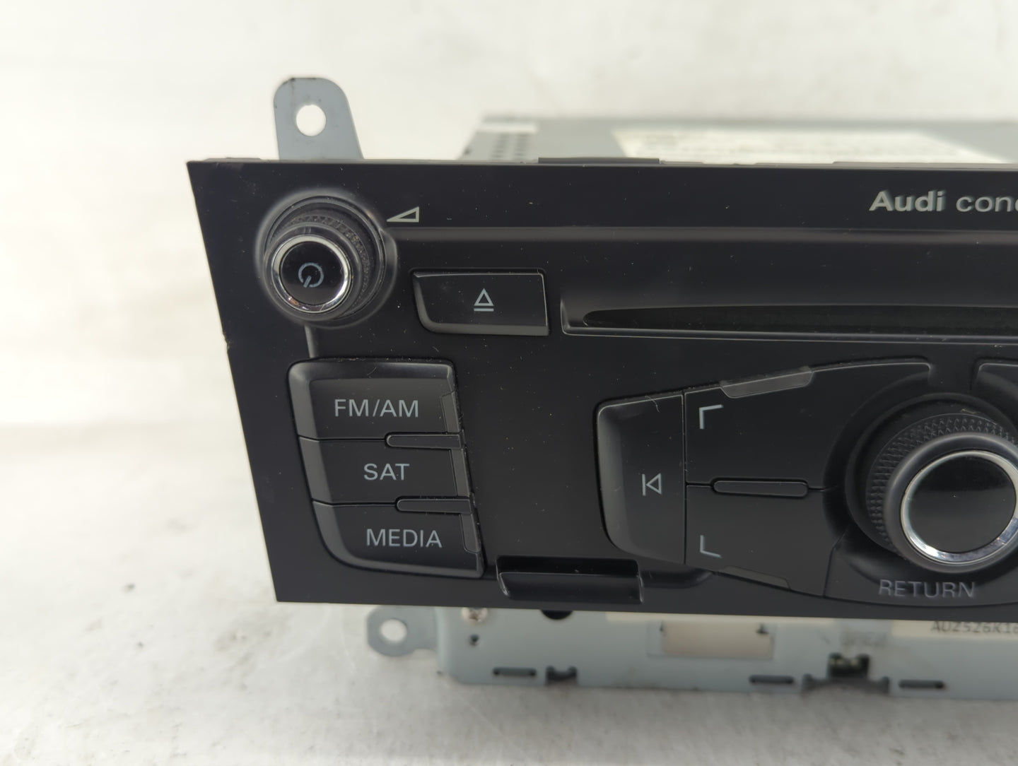 2010-2012 Audi A4 Radio AM FM Cd Player Receiver Replacement P/N:8T1 035 186 R Fits Fits 2010 2011 2012 2013 2014 2015 2016 