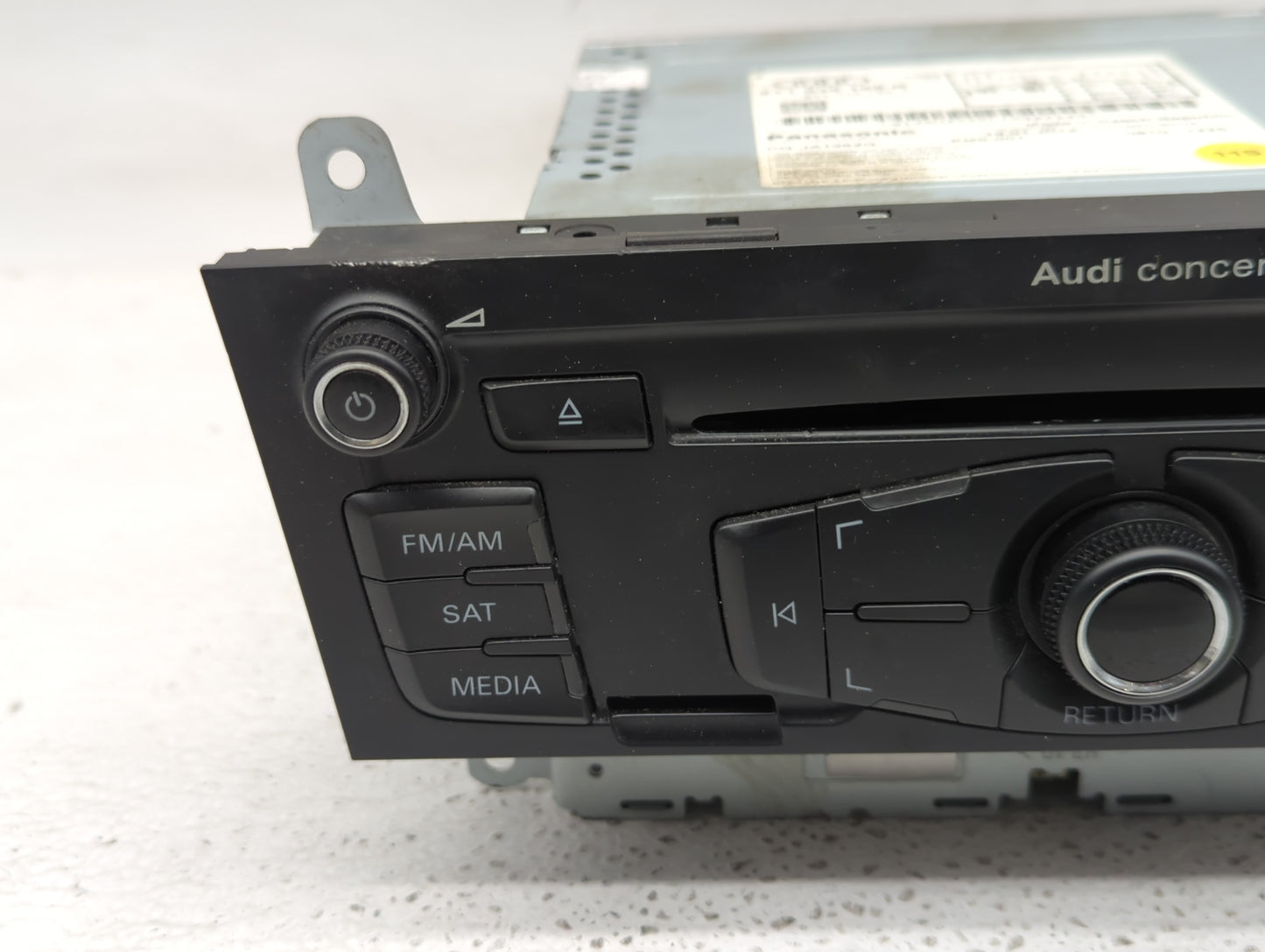 2010-2012 Audi A4 Radio AM FM Cd Player Receiver Replacement P/N:8T1 035 186 R Fits Fits 2010 2011 2012 2013 2014 2015 2016 