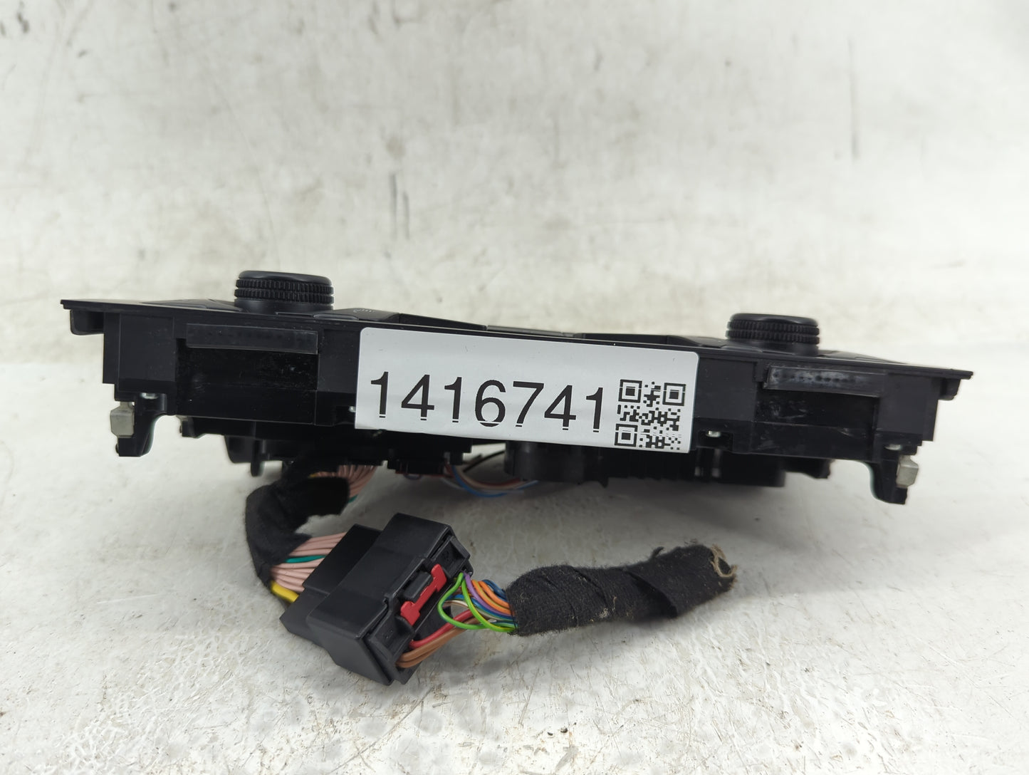 2009-2012 Audi A4 Climate Control Module Temperature AC/Heater Replacement P/N:8T1820043AQ Fits Fits 2008 2009 2010 2011 201