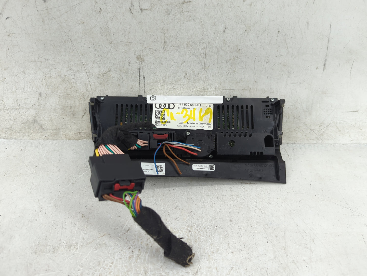 2009-2012 Audi A4 Climate Control Module Temperature AC/Heater Replacement P/N:8T1820043AQ Fits Fits 2008 2009 2010 2011 201