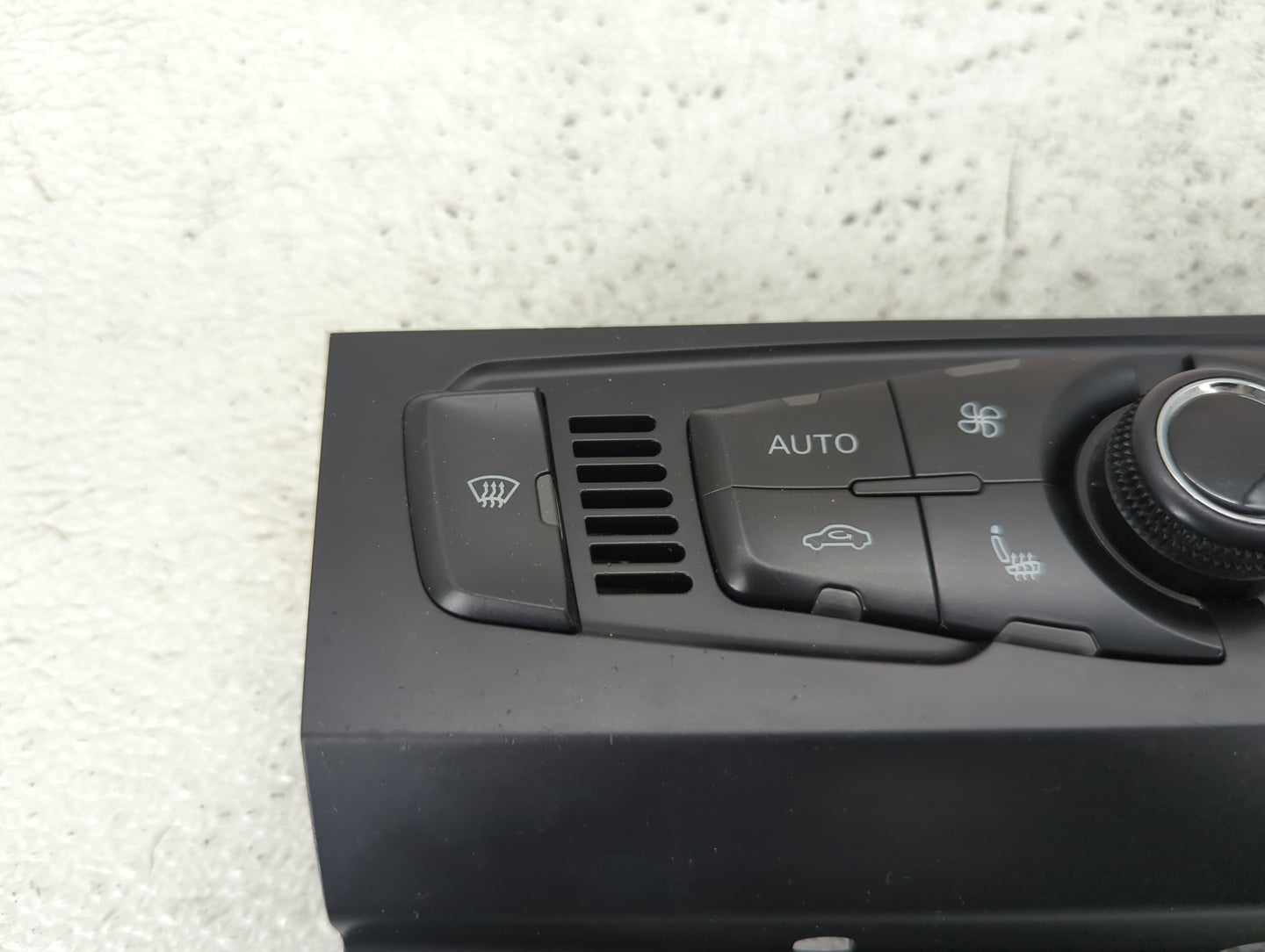 2009-2012 Audi A4 Climate Control Module Temperature AC/Heater Replacement P/N:8T1820043AN Fits Fits 2008 2009 2010 2011 201