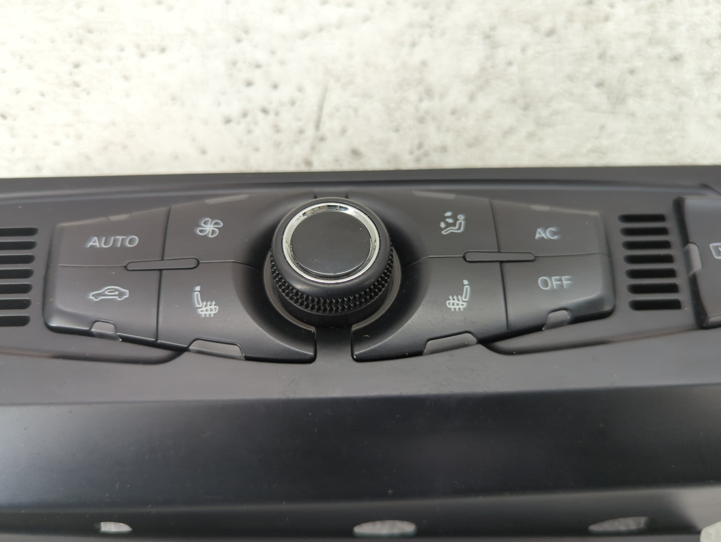 2009-2012 Audi A4 Climate Control Module Temperature AC/Heater Replacement P/N:8T1820043AN Fits Fits 2008 2009 2010 2011 201