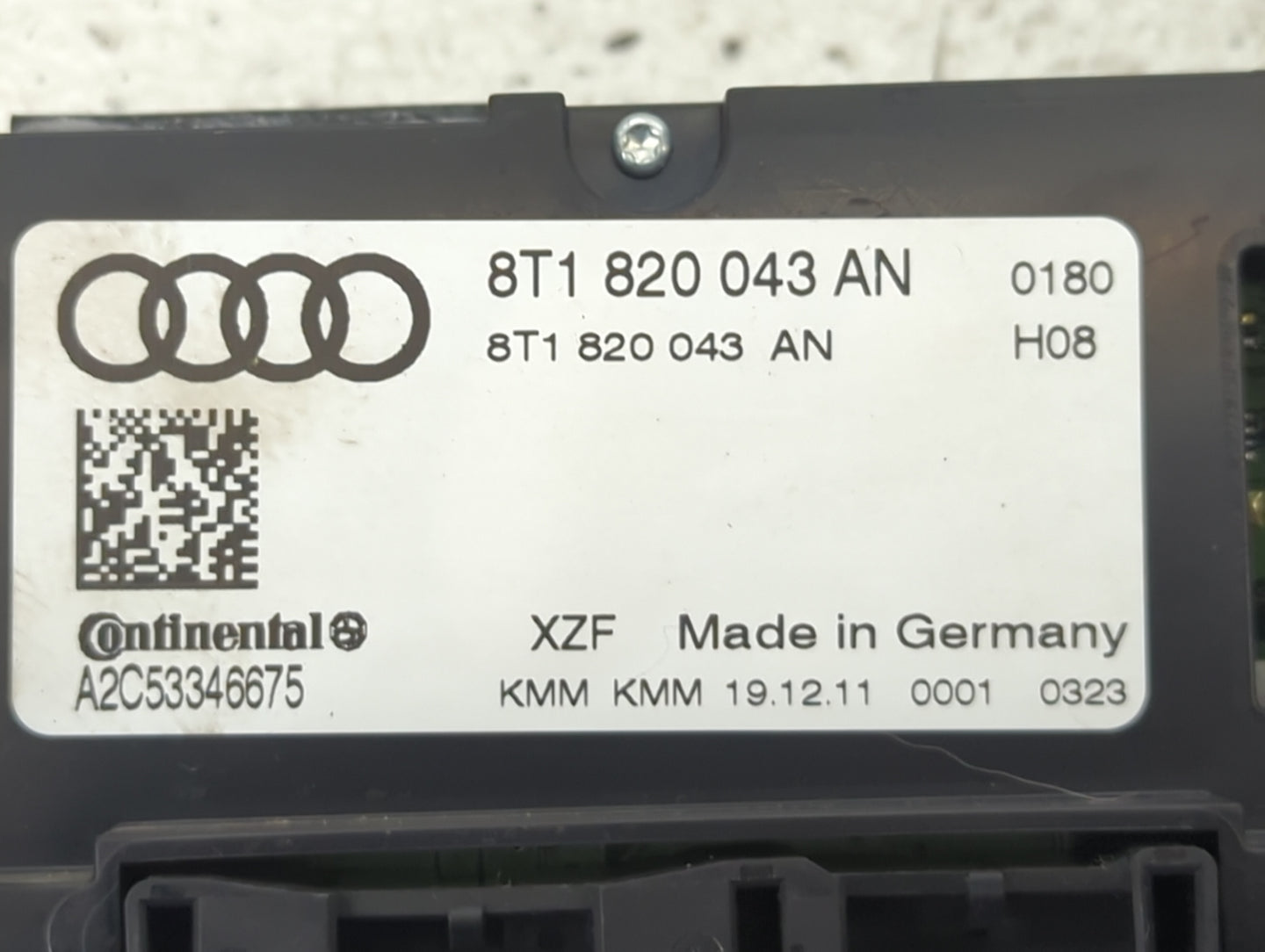 2009-2012 Audi A4 Climate Control Module Temperature AC/Heater Replacement P/N:8T1820043AN Fits Fits 2008 2009 2010 2011 201