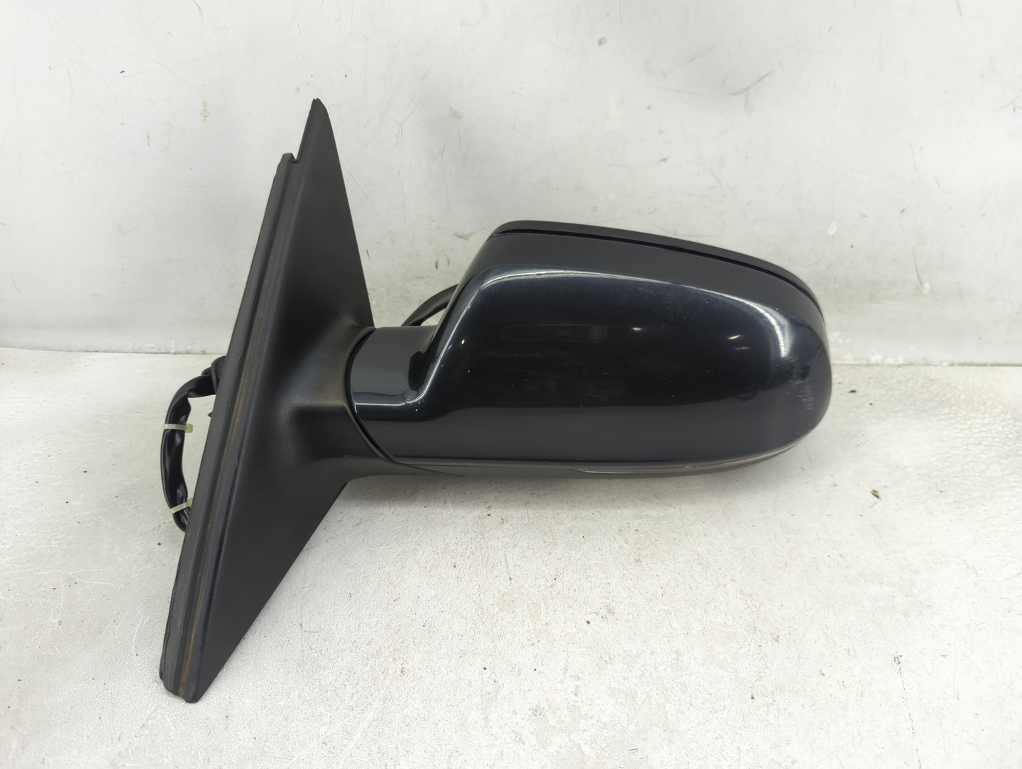 2010-2016 Audi A4 Driver Side View Mirror - Left Door Mirror OEM Used - Oemusedautoparts1.com