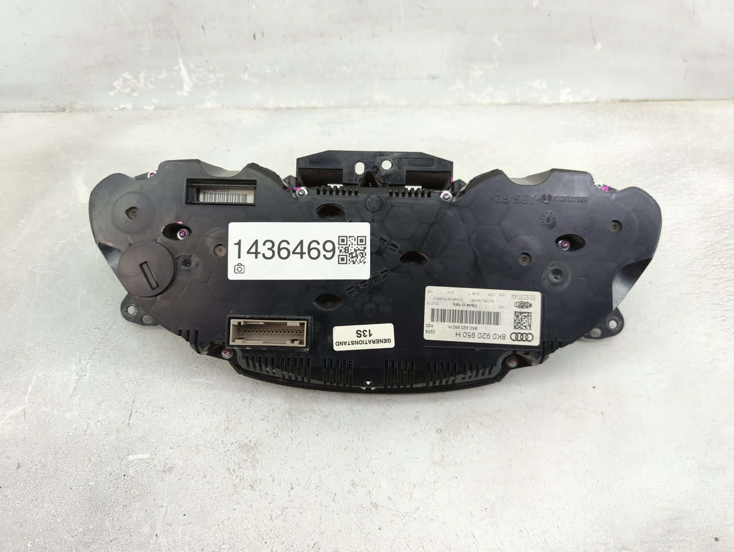 2012 Audi A4 Instrument Cluster Speedometer Gauges P/N:8K0920950H 503002370404 Fits OEM Used Auto Parts - Oemusedautoparts1.