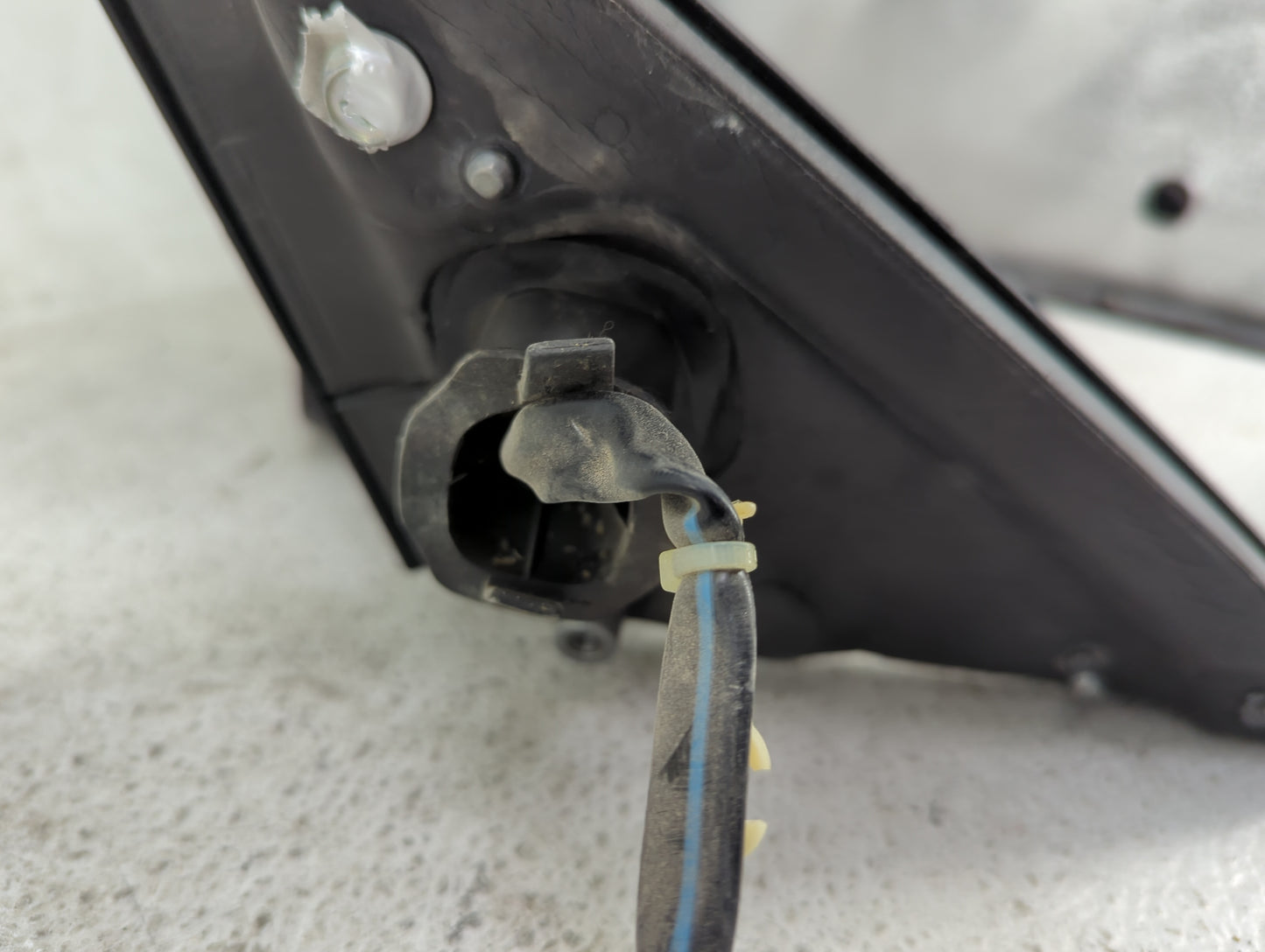 2010-2016 Audi A4 Driver Side View Mirror - Left Door Mirror OEM Used - Oemusedautoparts1.com